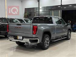 GMC Sierra
